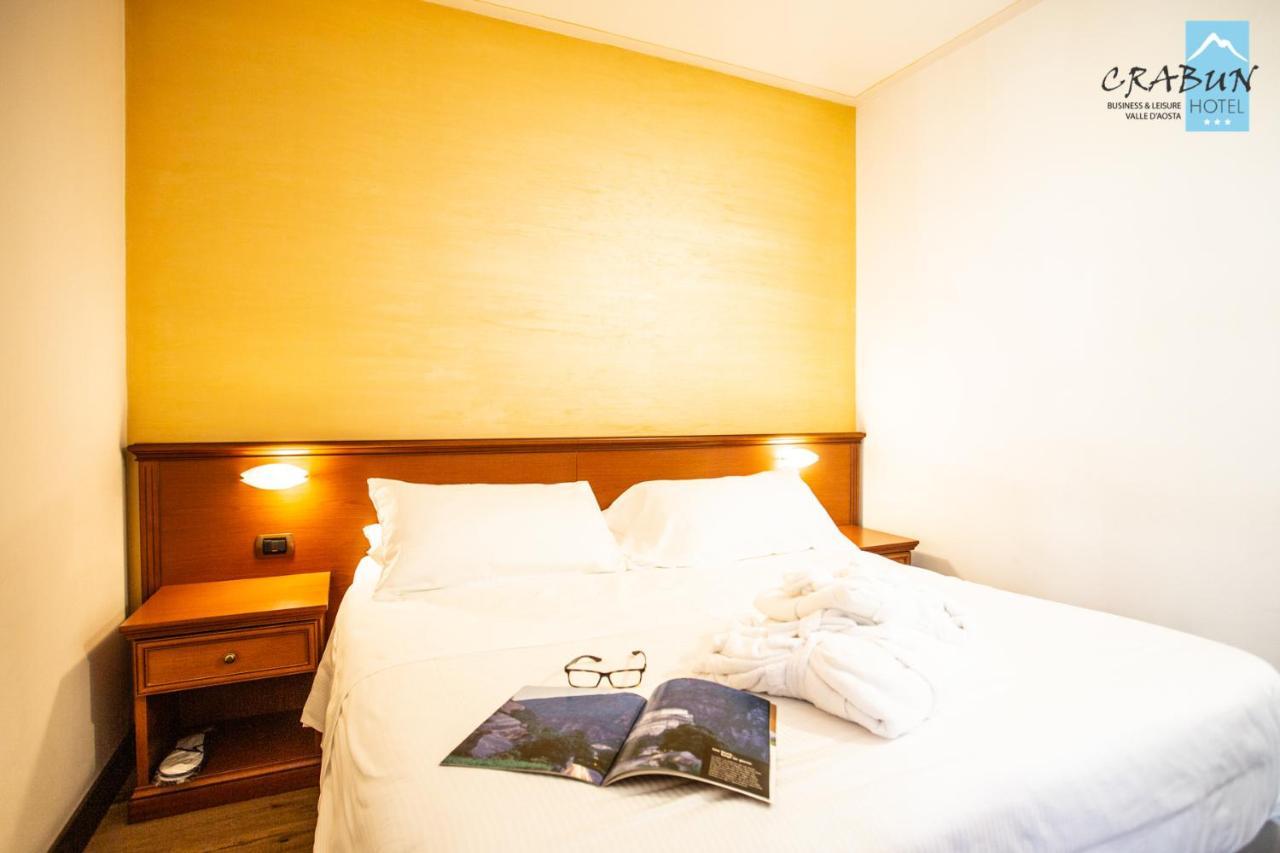 Crabun Hotel Пон-Сен-Мартин Екстериор снимка