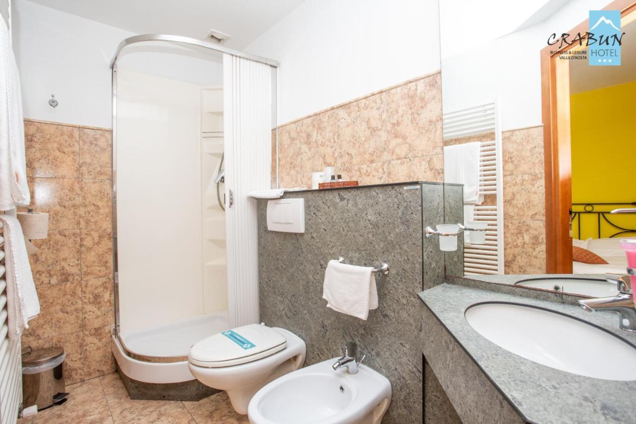 Crabun Hotel Пон-Сен-Мартин Екстериор снимка