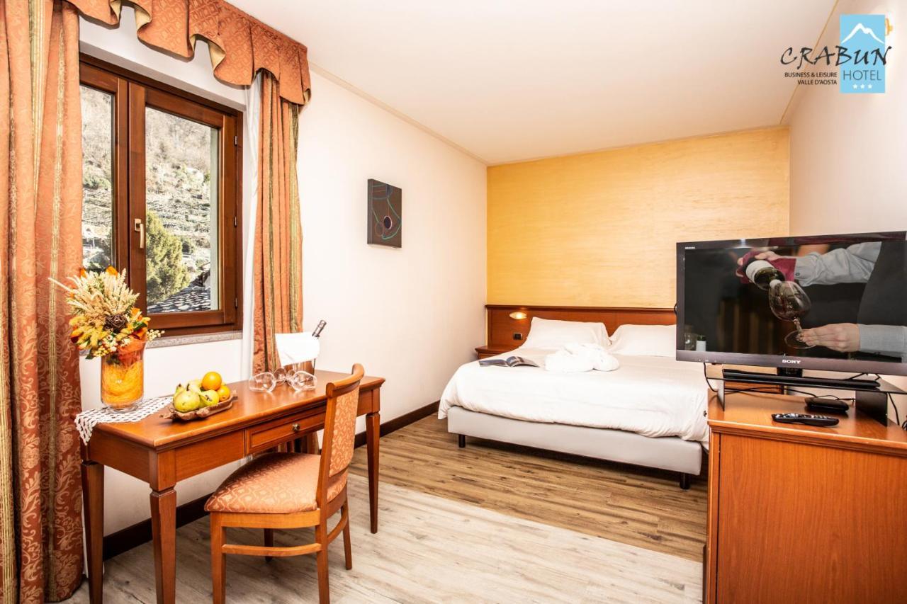 Crabun Hotel Пон-Сен-Мартин Екстериор снимка
